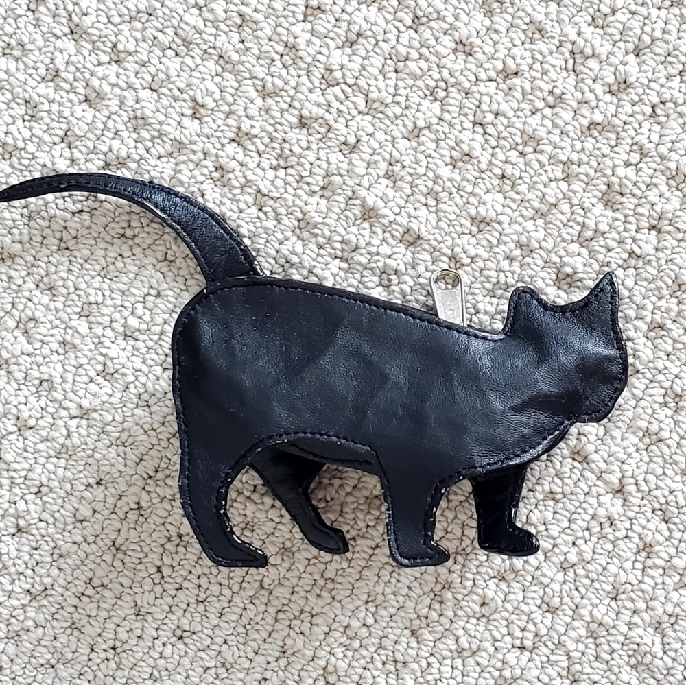 Wilson's Leather Black Leather Cat Figural Shaped Zip Pouch, 8.5", EUC - Picture 4 of 15